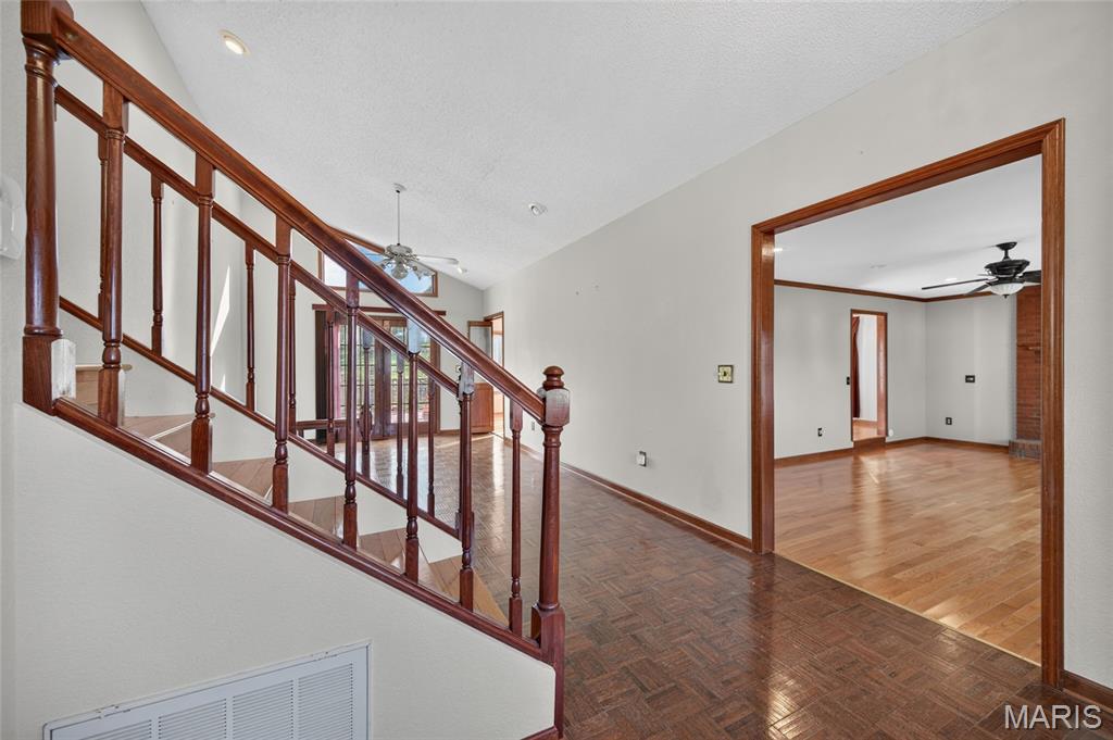 106 Meadow Lane Property Photo 3
