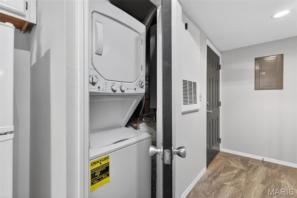 2331 Kratky Road E Property Photo 8