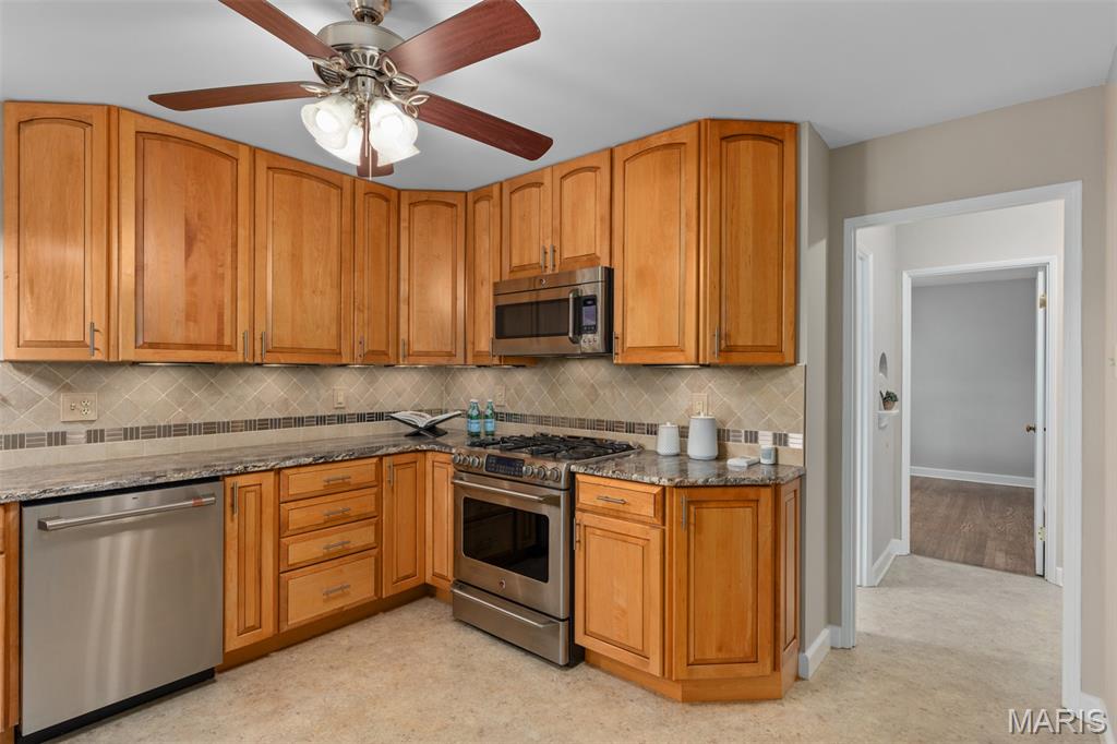 6066 Sutherland Avenue Property Photo 16