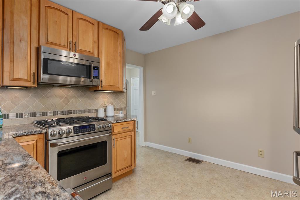 6066 Sutherland Avenue Property Photo 18