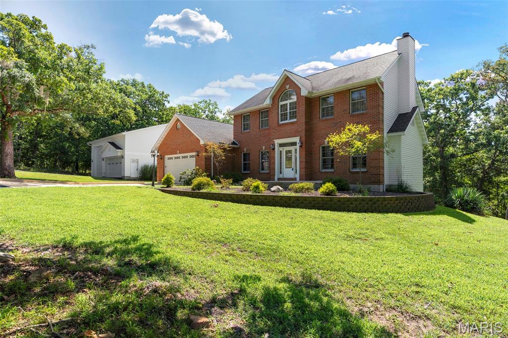 10 Grand Oaks Estate Property Photo 1