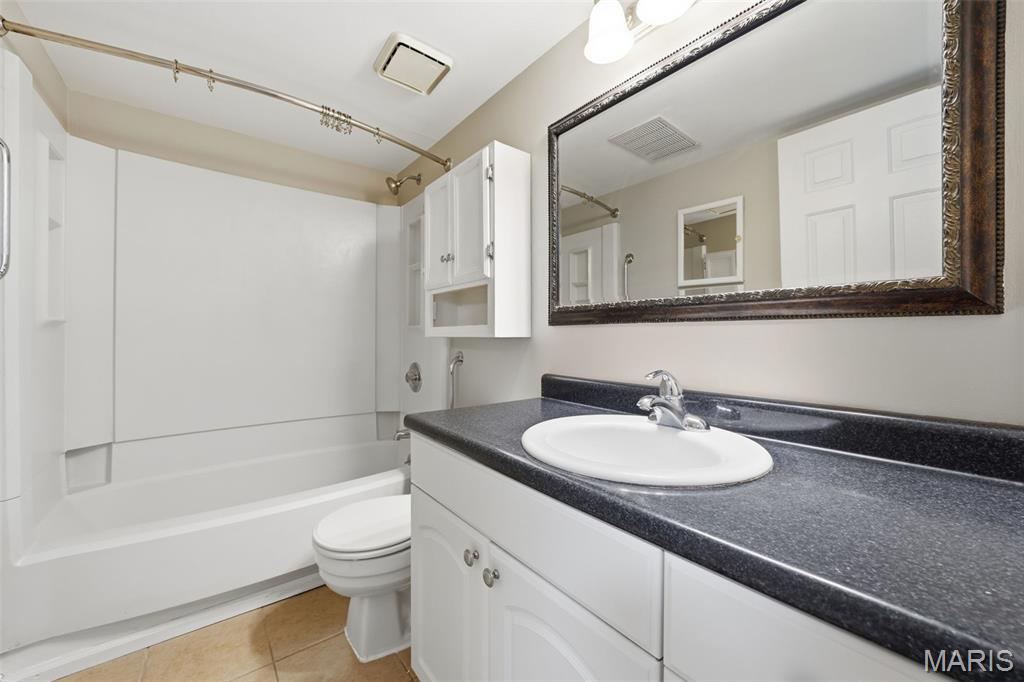 8907 Wrenwood Lane Property Photo 27