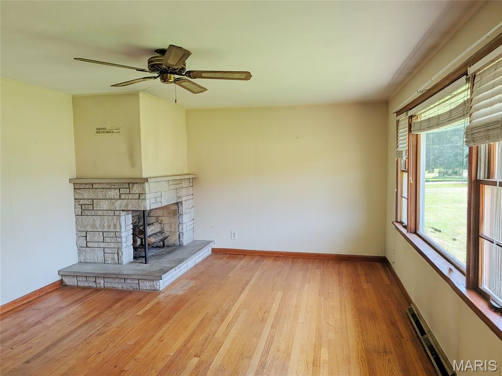3901 Highway D Property Photo 2
