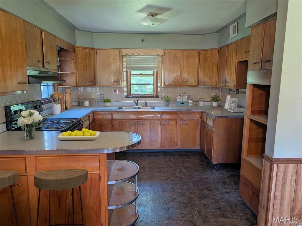 3901 Highway D Property Photo 6