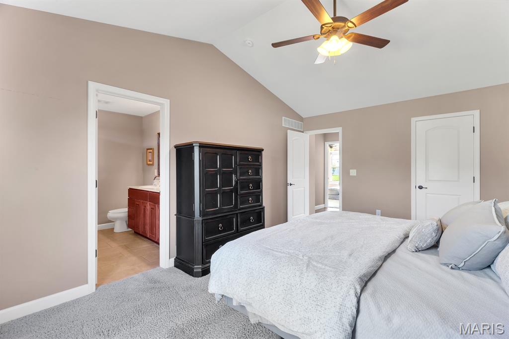 1913 Crimson Oak Drive Property Photo 16