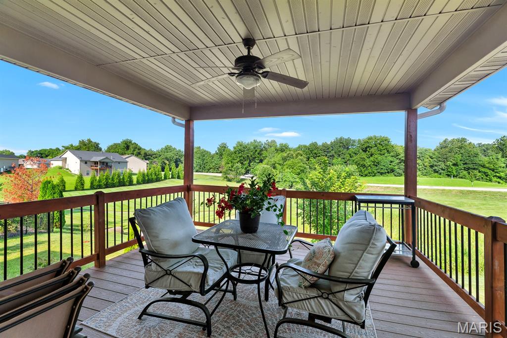 1913 Crimson Oak Drive Property Photo 31