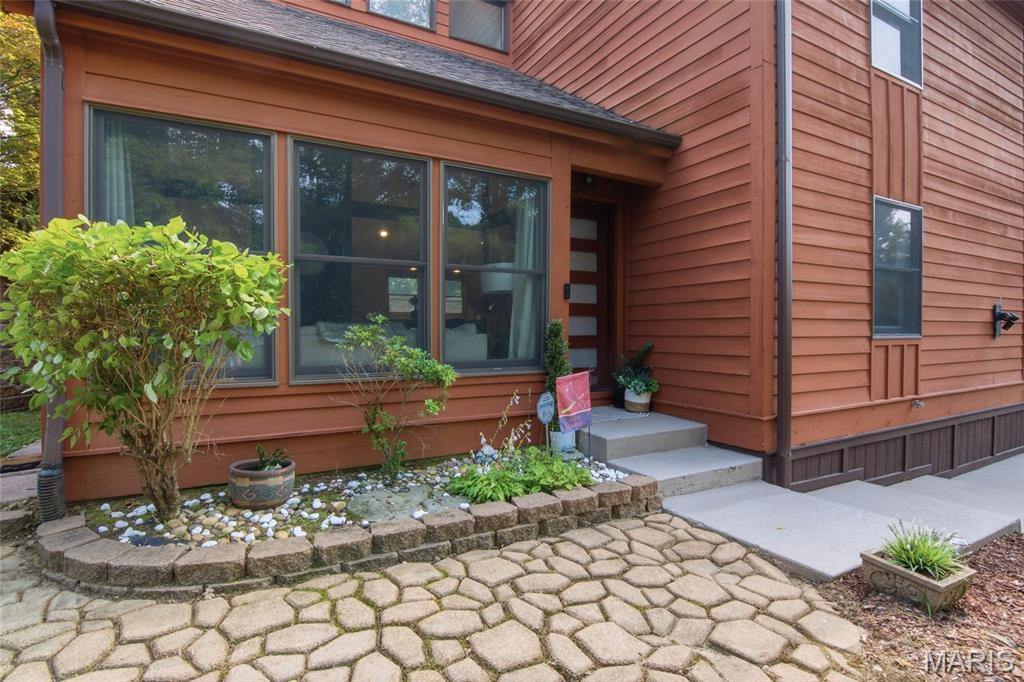 110 Autumn Lane Property Photo 3