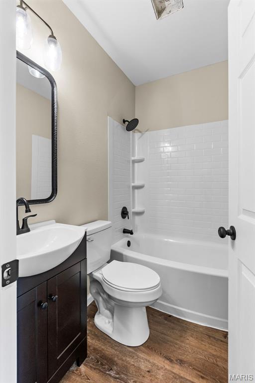 404 E Center Street Property Photo 11