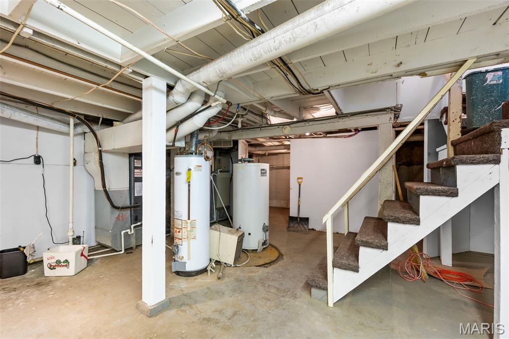 404 E Center Street Property Photo 16