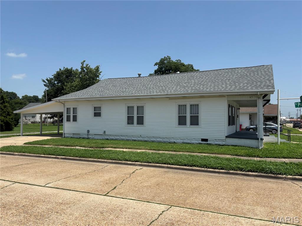404 E Center Street Property Photo 18