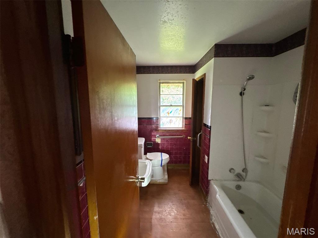 214 S Park Avenue Property Photo 9