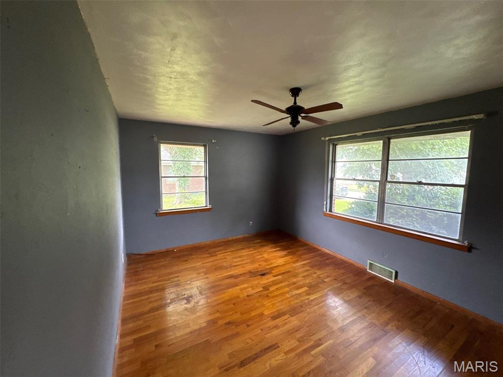 214 S Park Avenue Property Photo 13