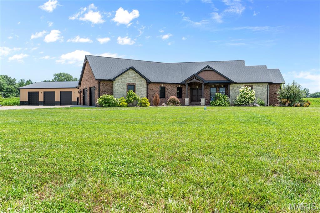 8318 West Mill Creek Rd Property Photo 1