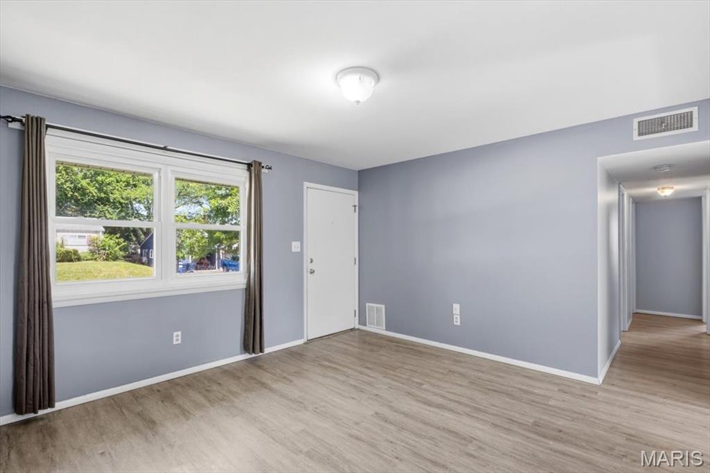 502 Hill Drive Property Photo 4