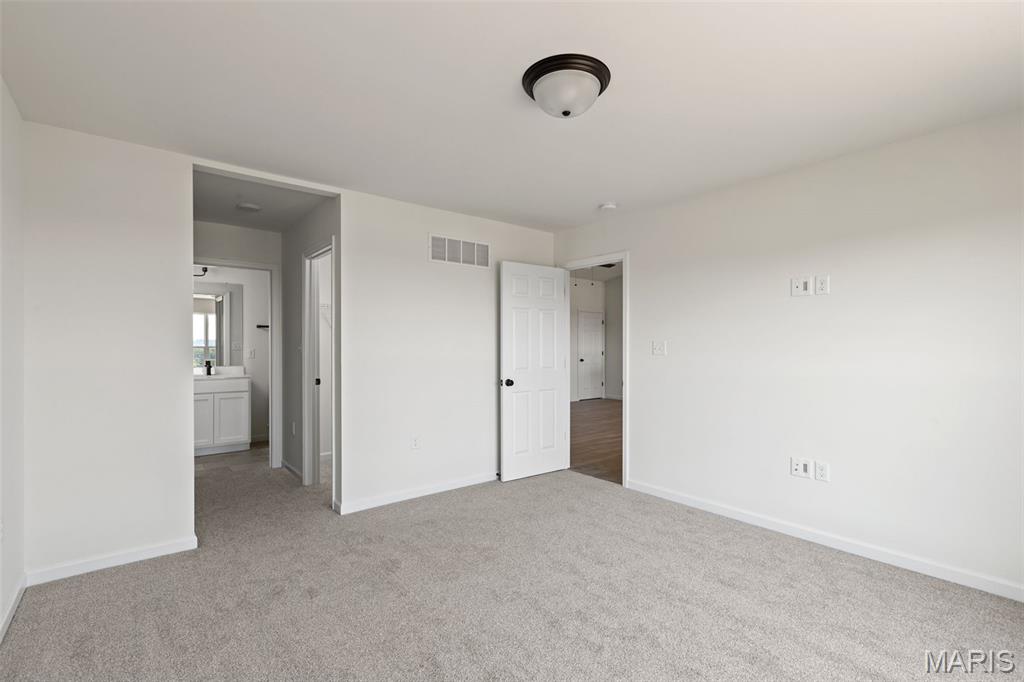 2337 Castle Hill Drive Property Photo 14