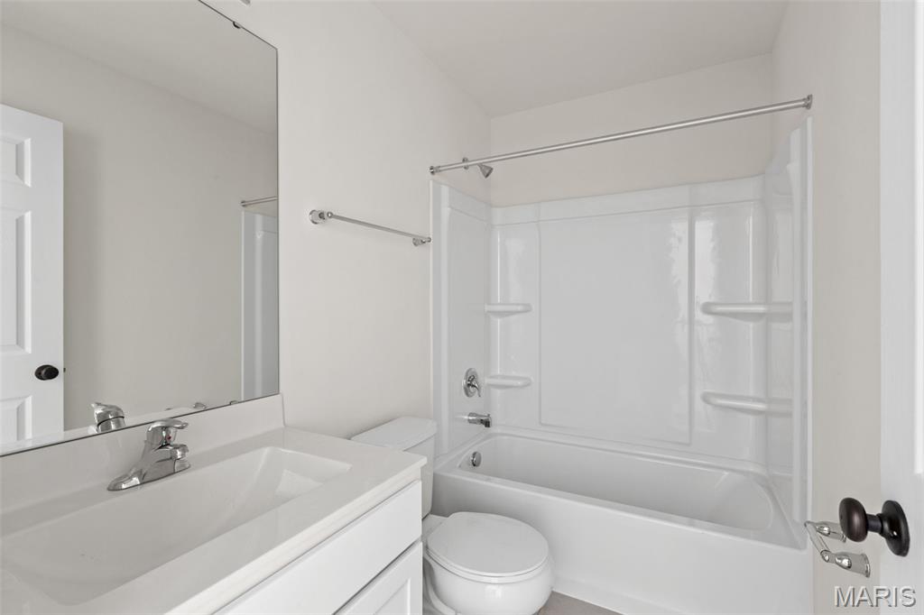 2337 Castle Hill Drive Property Photo 21