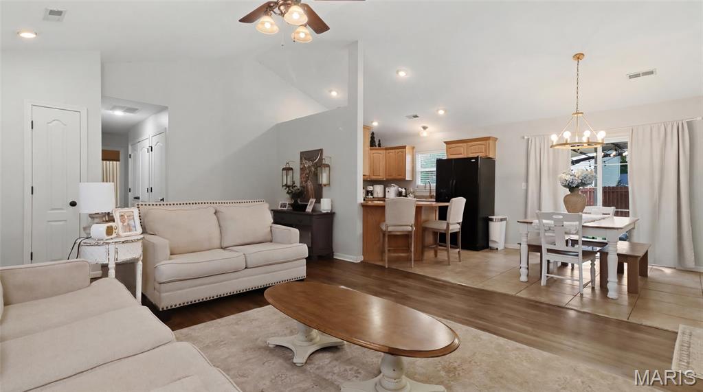 23785 Risen Road Property Photo 11