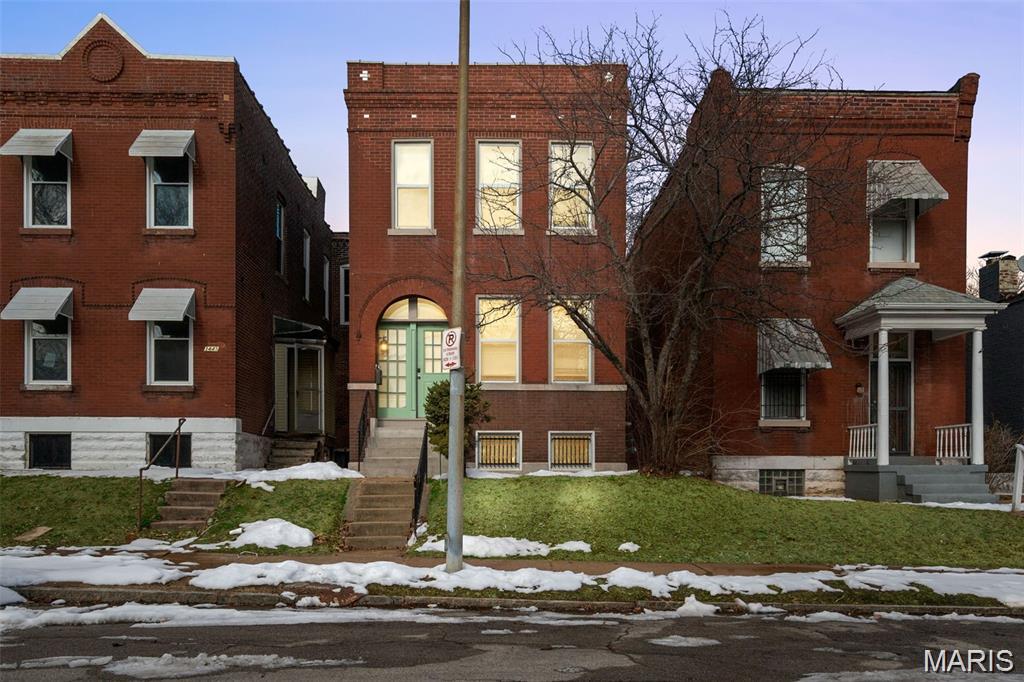 3443 Keokuk Street