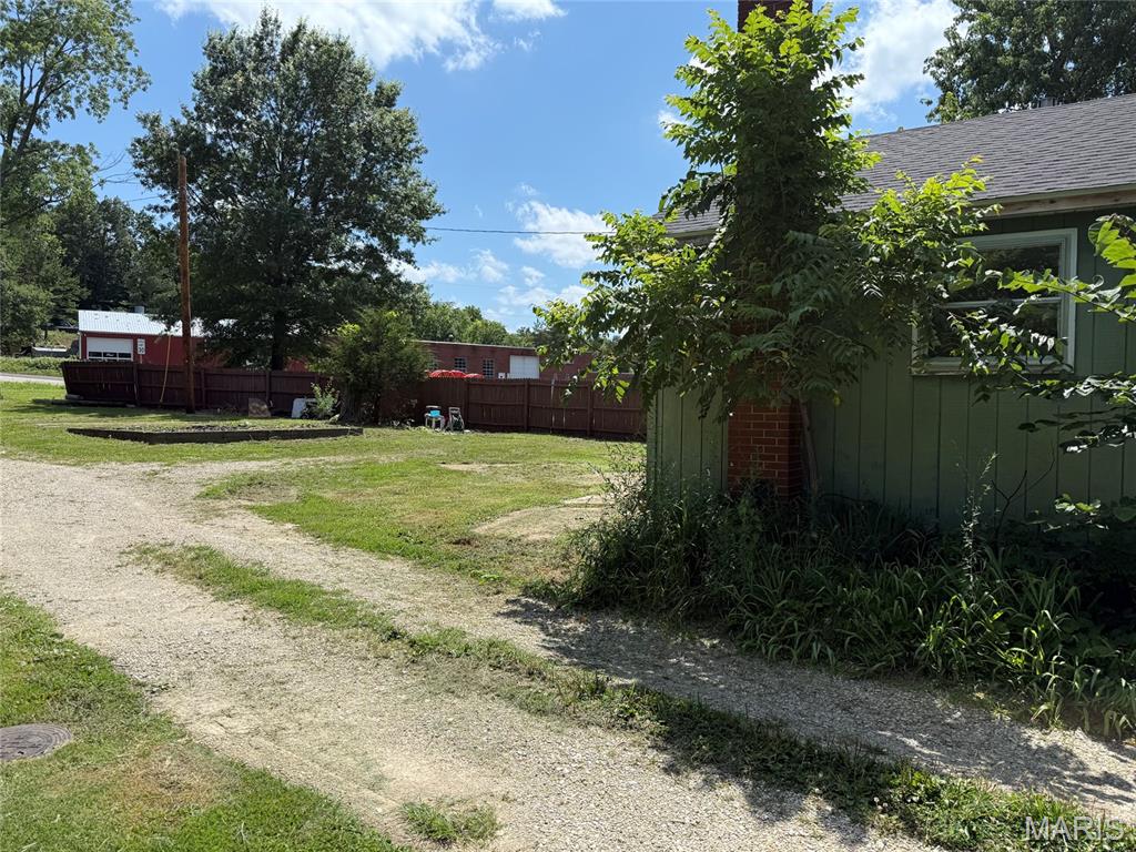 119 Pine Street Property Photo 5