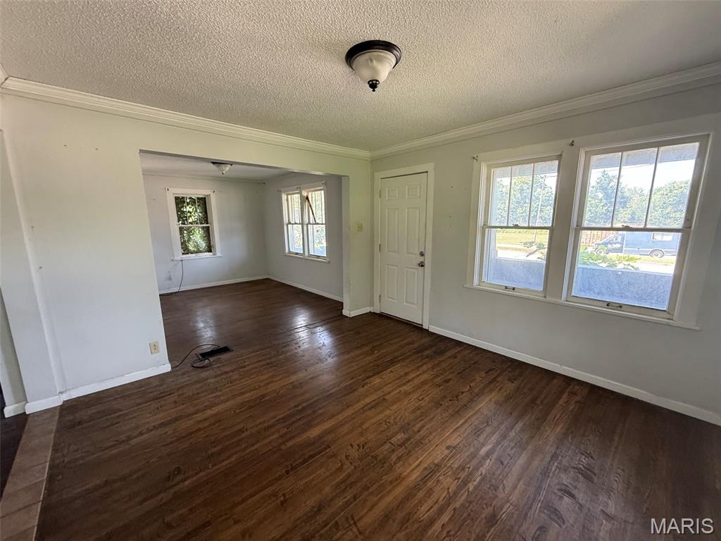 119 Pine Street Property Photo 9