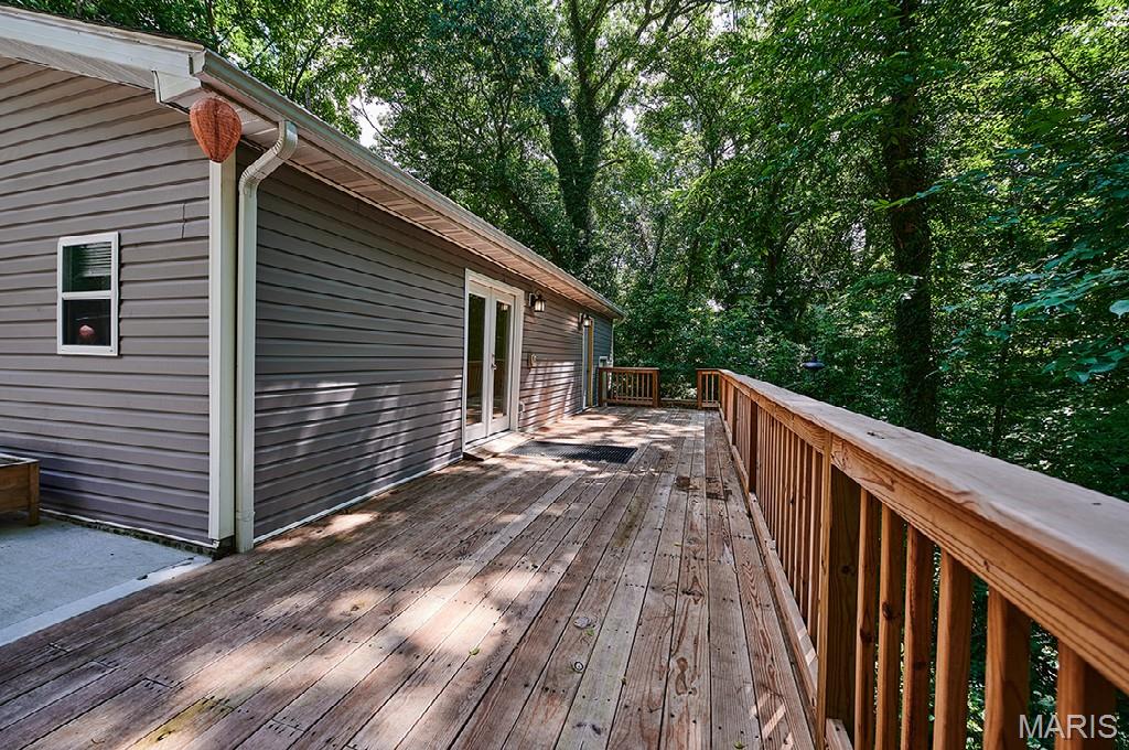 610 Saint Clair Road Property Photo 9