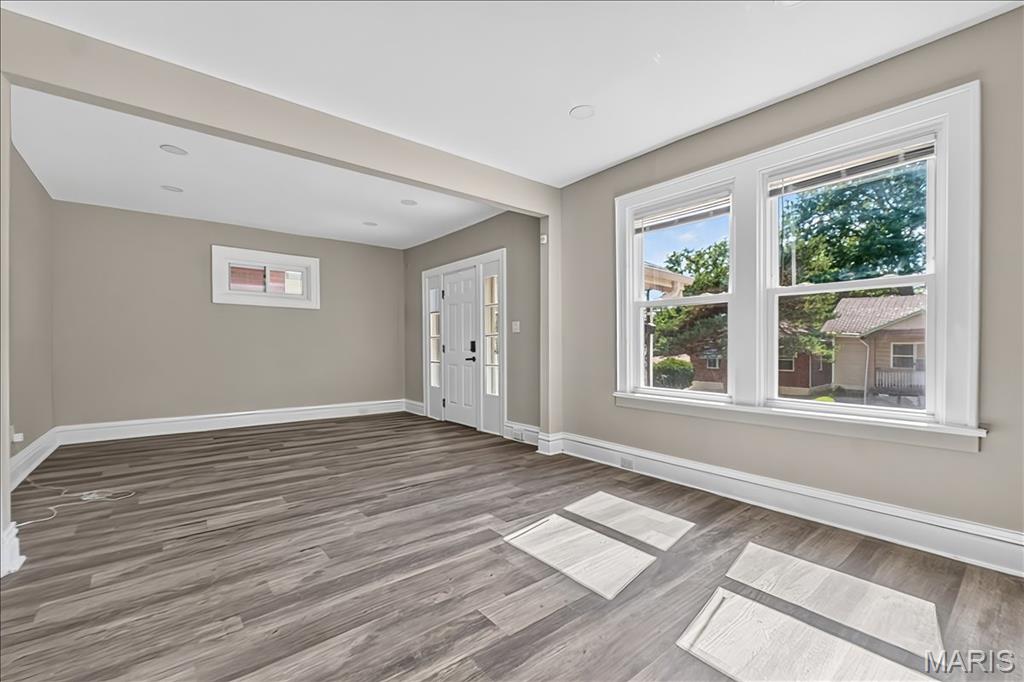 1238 Fairview Avenue Property Photo 5