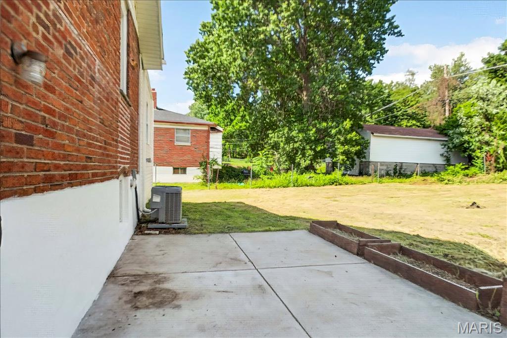 1238 Fairview Avenue Property Photo 18