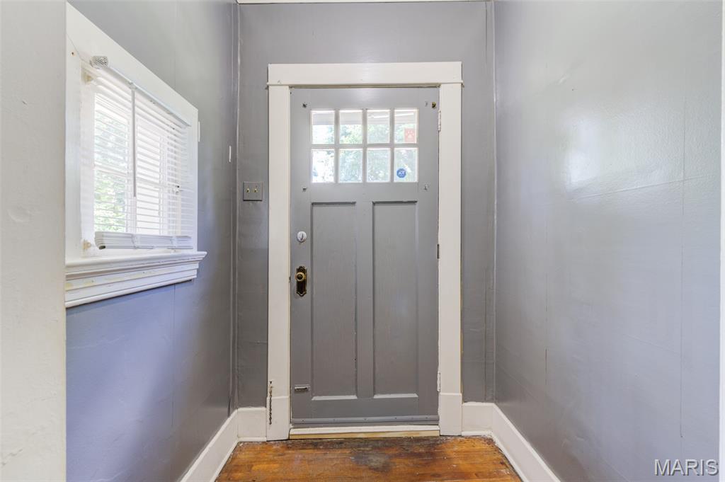 2428 Mary Avenue Property Photo 1