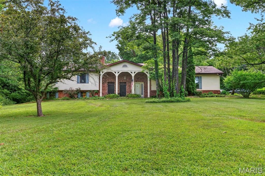164 Country Squire Lane Property Photo 1