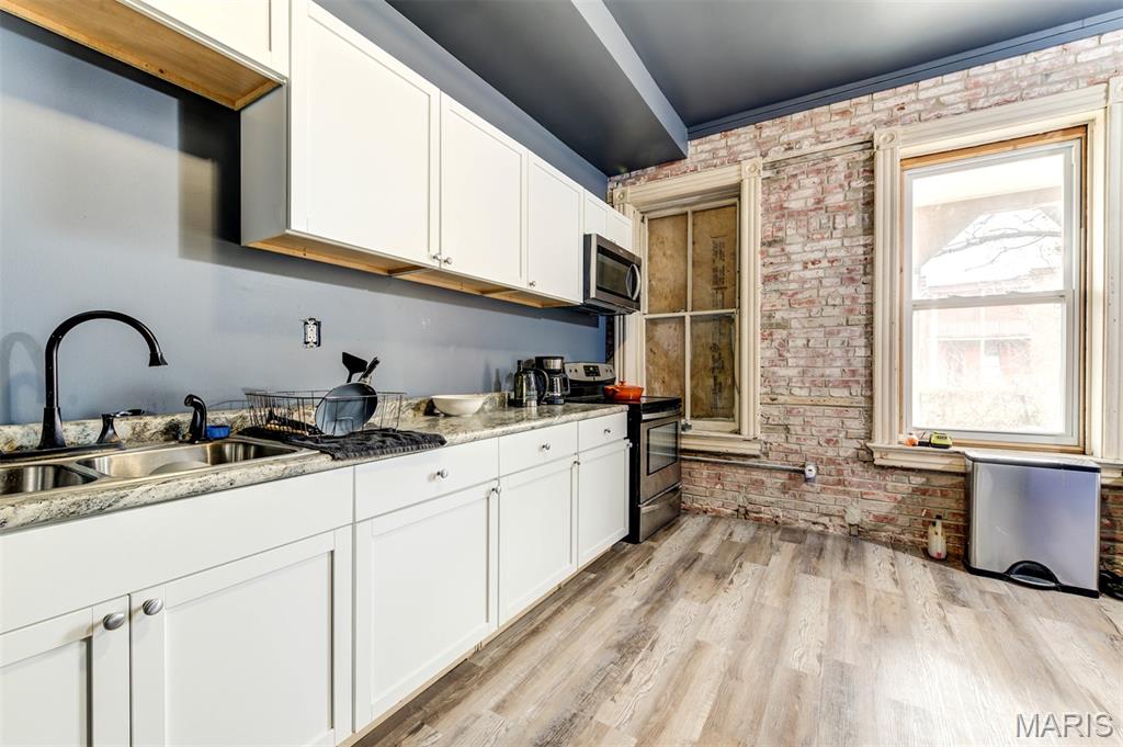 2116 E John Avenue Property Photo 6