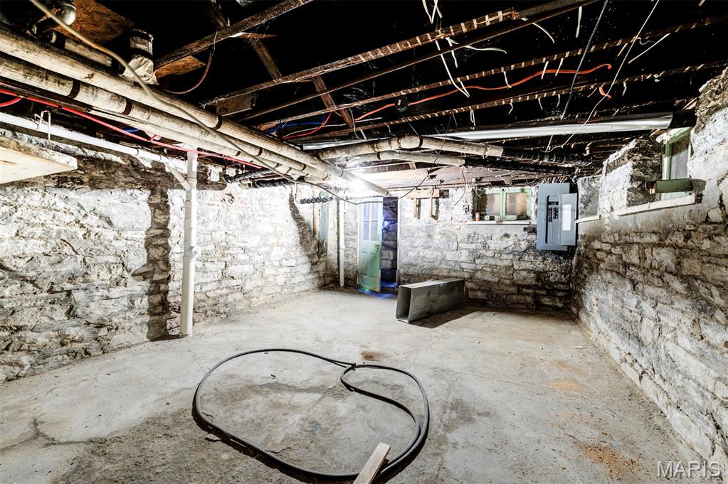 2116 E John Avenue Property Photo 10