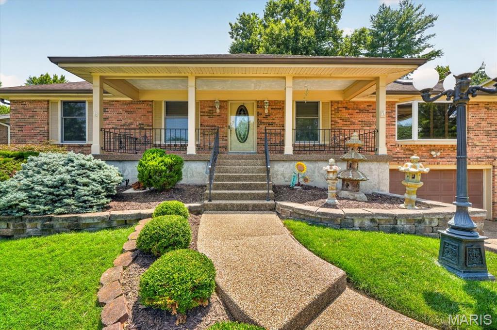468 Falaise Drive Property Photo 4
