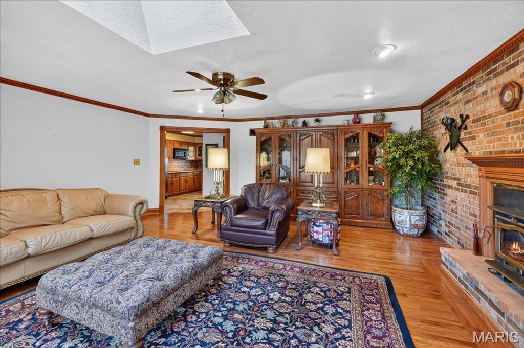 468 Falaise Drive Property Photo 16