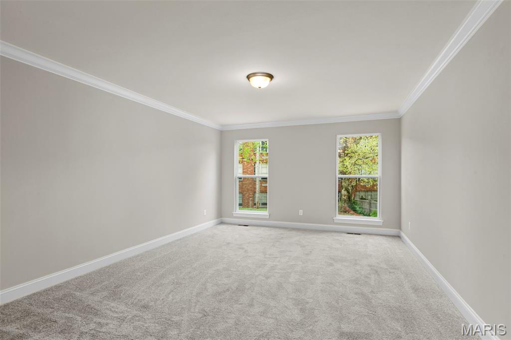 2 Maple At Parkview Manors Property Photo 8
