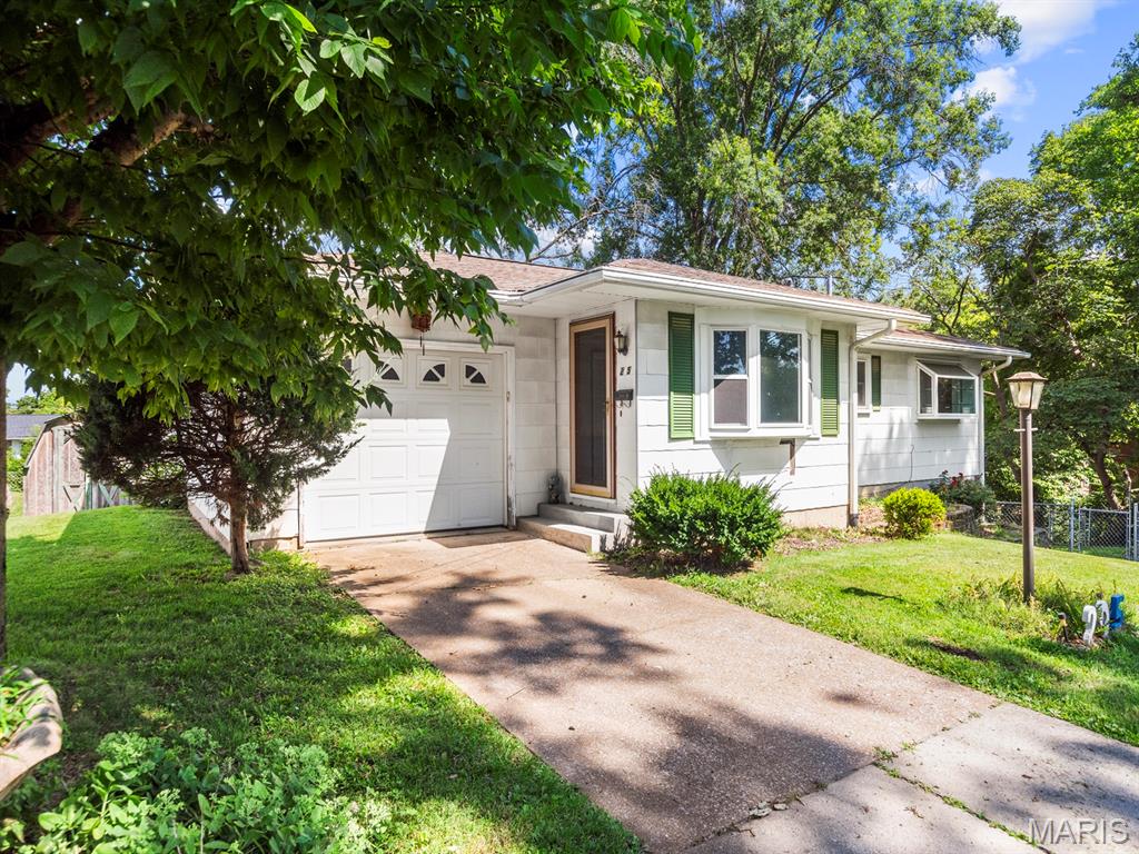 205 Gardner Street Property Photo 2