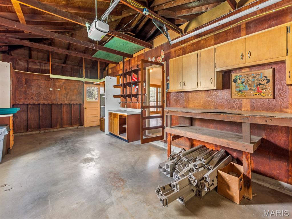205 Gardner Street Property Photo 31