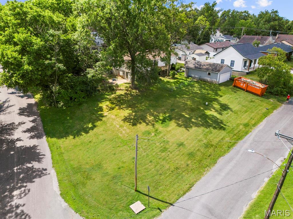 205 Gardner Street Property Photo 34