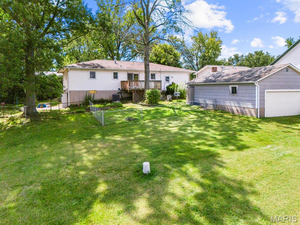 205 Gardner Street Property Photo 35