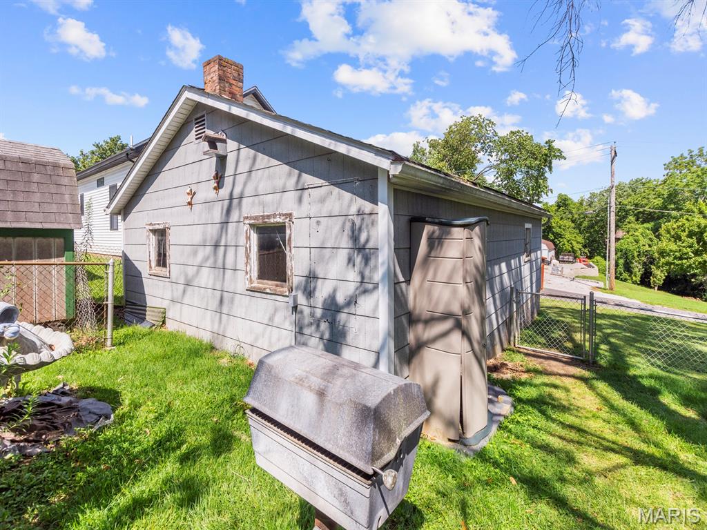 205 Gardner Street Property Photo 41