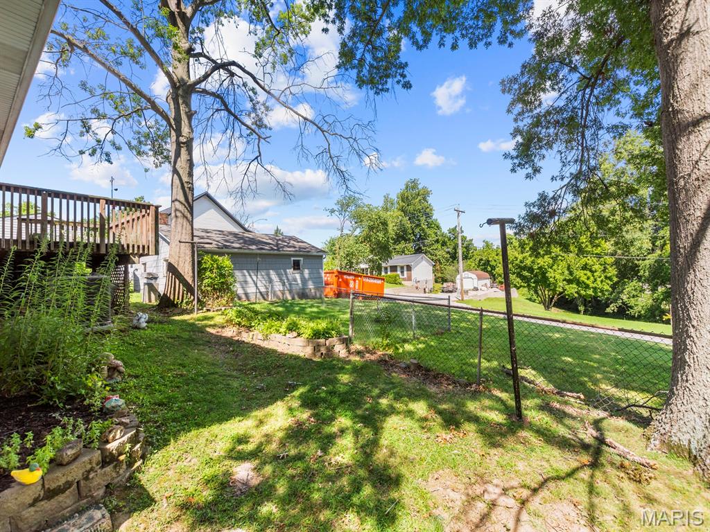 205 Gardner Street Property Photo 42