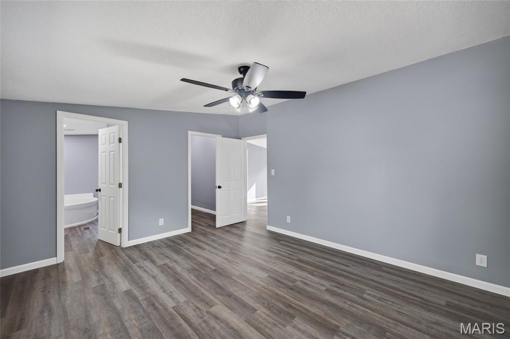 26042456 Property Photo 11