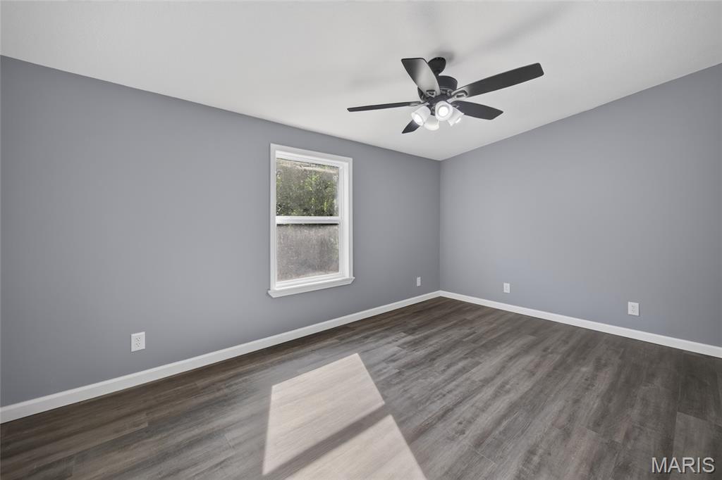 26042456 Property Photo 25