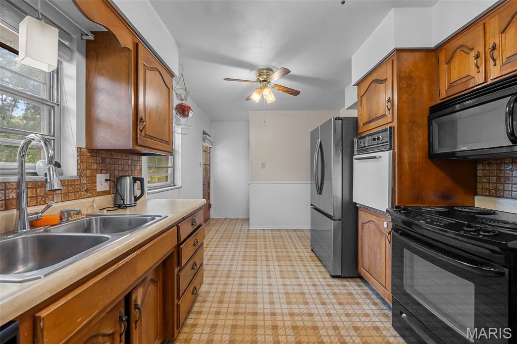 1835 Westridge Drive Property Photo 7
