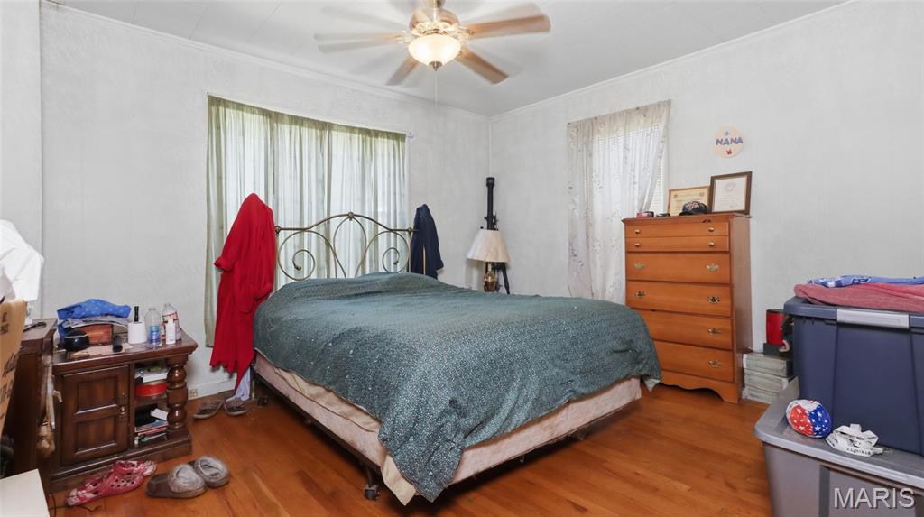 26042501 Property Photo 9