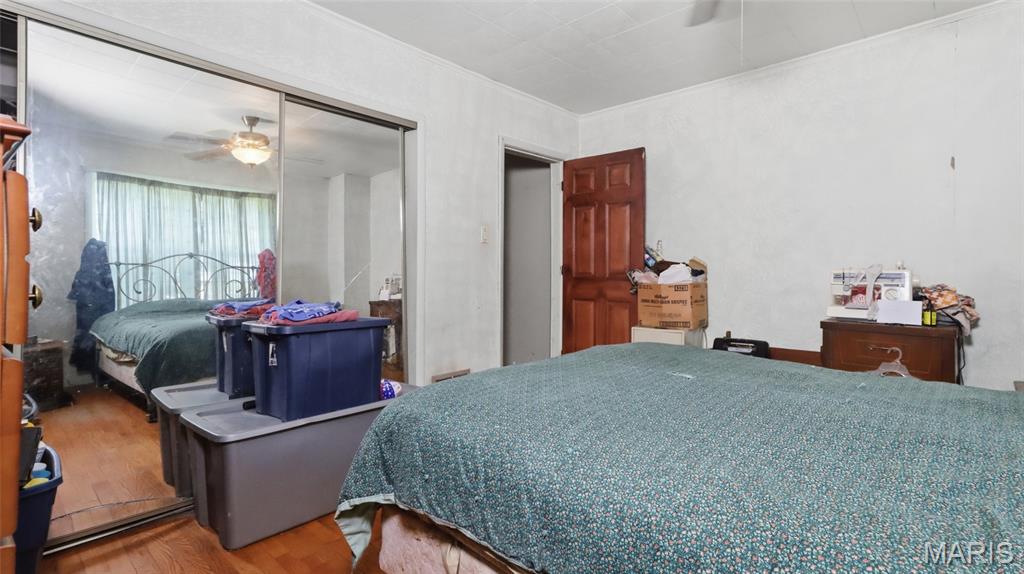 26042501 Property Photo 11