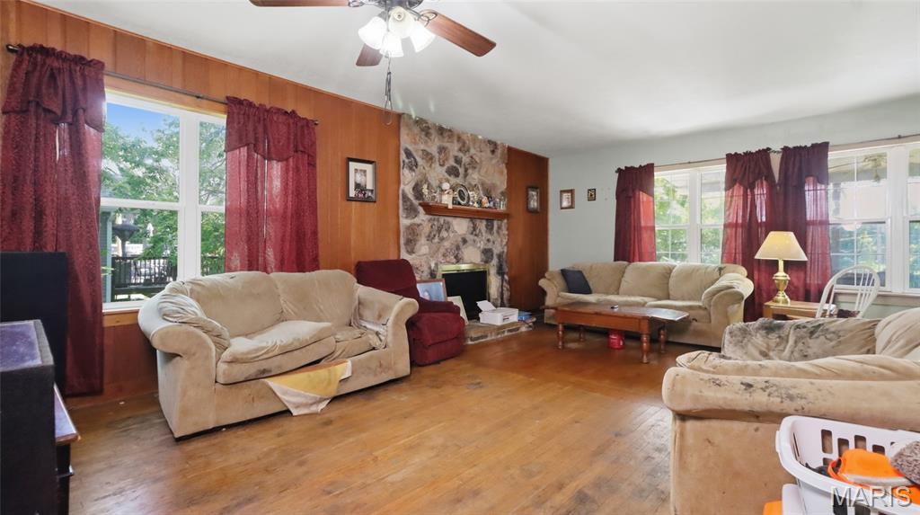 26042501 Property Photo 13