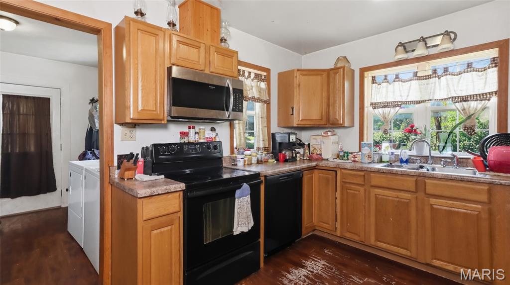 26042501 Property Photo 16