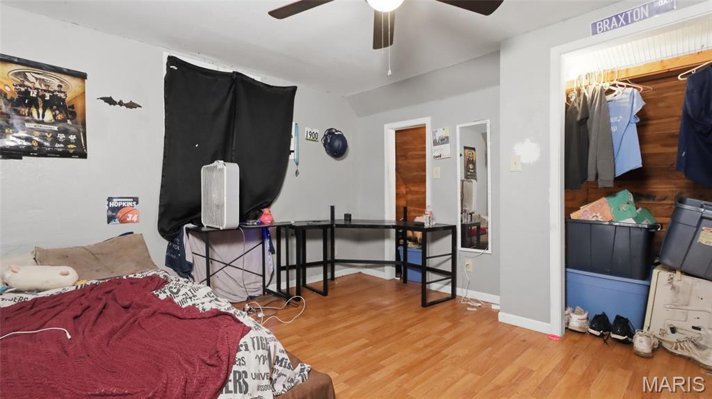 26042501 Property Photo 27