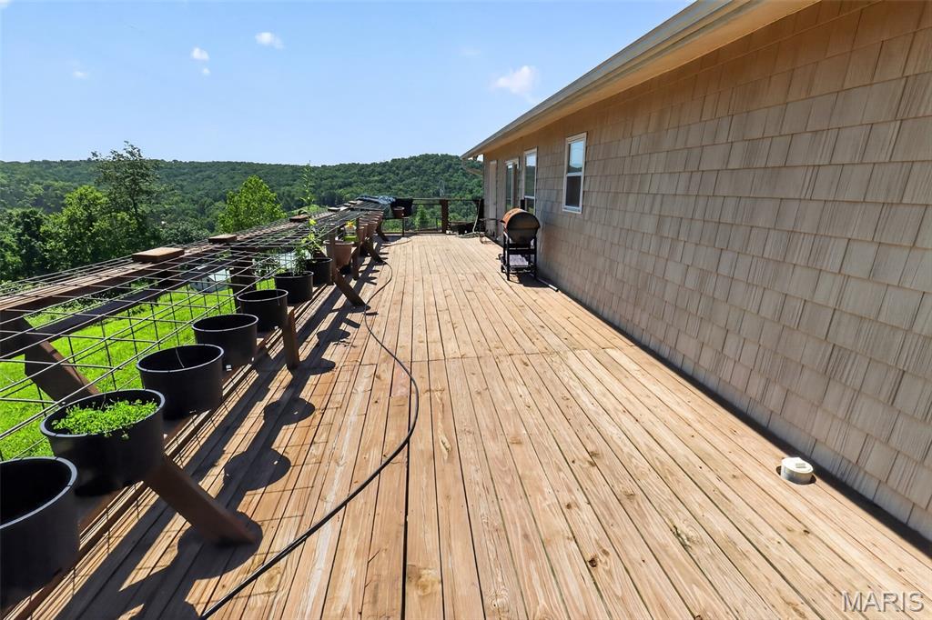 26042516 Property Photo 24