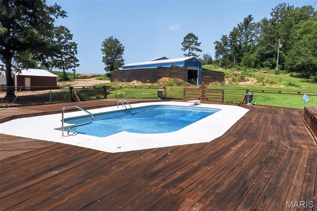 26042516 Property Photo 30
